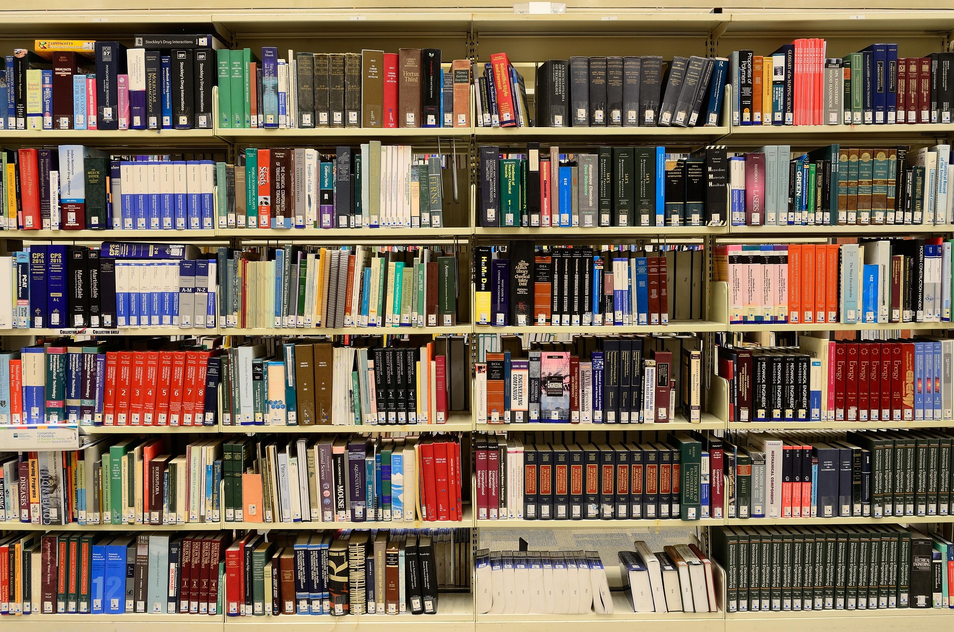 Intersectoral Mobility and Regional Adaptation in Europe’s Knowledge Economy Intersectoral Mobility and Regional Adaptation in Europe’s Knowledge Economy